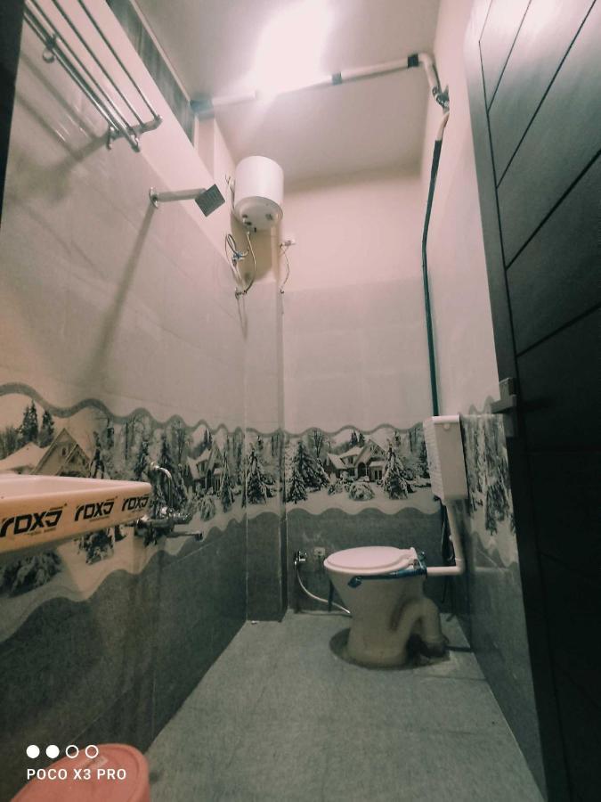 Oyo Siddharth Regency Hotel