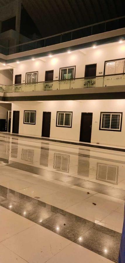 Oyo Siddharth Regency